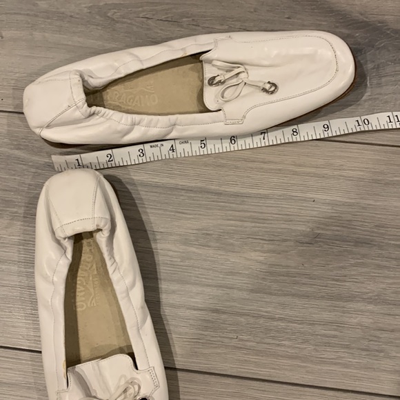 FERRAGAMO Flats 8 - Picture 7 of 7